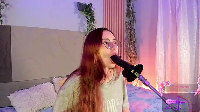 centaurigirl online show from 03-19-26, 12:14