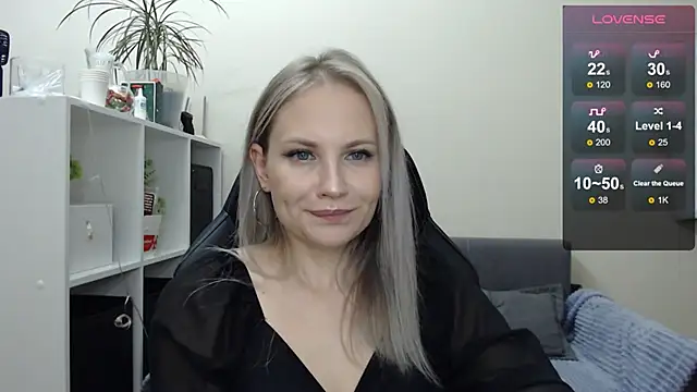 Sunny bunny6 online show from 01-30-25, 04:24