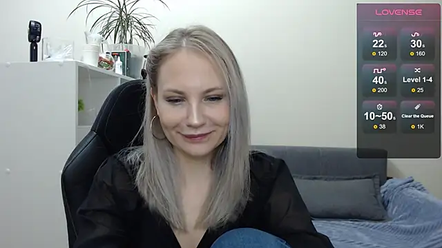 Sunny bunny6 online show from 01-31-25, 05:19