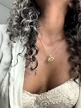 Amaliu  online show from 02-21-25, 10:59