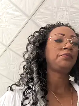 Amaliu  online show from 03-11-25, 07:47