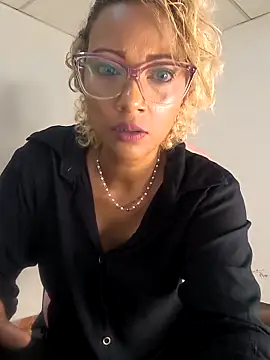 Amaliu  online show from 03-17-26, 03:26