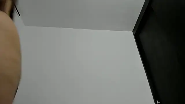 Sara-shely online show from 12-19-25, 07:43