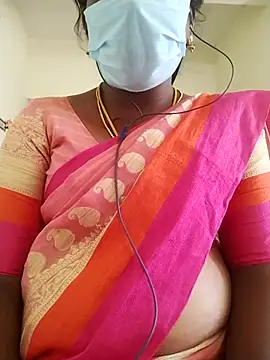 Snapshot of Preethytamilsexy chatting on 06-05-26, 06:31 Preethytamilsexy online show from 06-05-26, 06:31