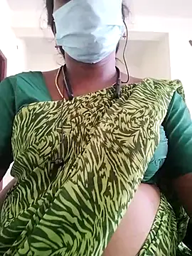 Snapshot of Preethytamilsexy chatting on 06-27-26, 09:47 Preethytamilsexy online show from 06-27-26, 09:47