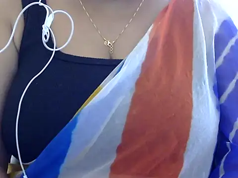 Snapshot of Riya_riyaa chatting on 12-20-24, 06:08 Riya riyaa online show from 12-20-24, 06:08