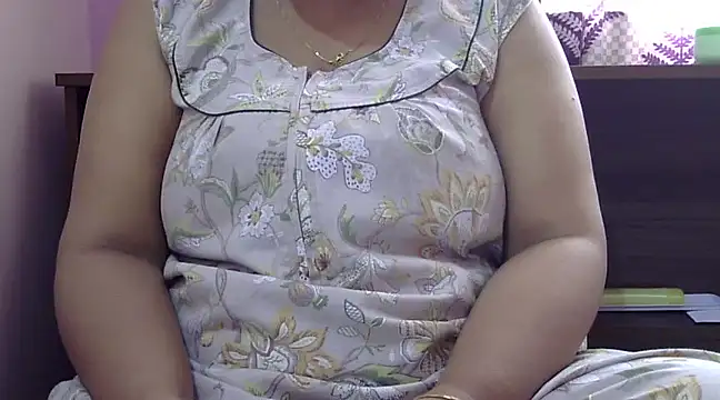 Snapshot of Riya_riyaa chatting on 01-03-25, 01:48 Riya riyaa online show from 01-03-25, 01:48