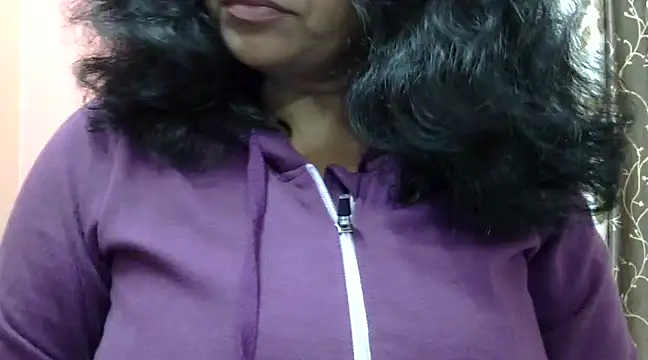 Snapshot of Riya_riyaa chatting on 01-03-25, 05:42 Riya riyaa online show from 01-03-25, 05:42