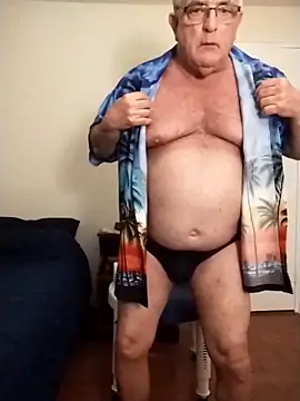 Snapshot of Shoreguy69 chatting on 02-12-26, 06:19 Shoreguy69 online show from 02-12-26, 06:19