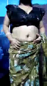 Snapshot of BERRY_00 chatting on 01-12-25, 05:33 BERRY 00 online show from 01-12-25, 05:33