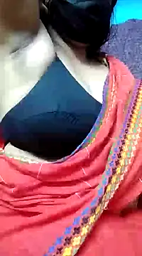 Snapshot of BERRY_00 chatting on 01-24-25, 01:13 BERRY 00 online show from 01-24-25, 01:13