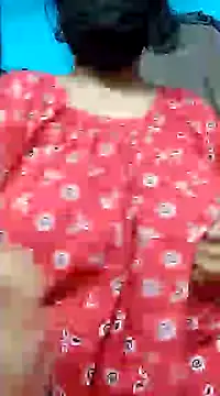 Snapshot of BERRY_00 chatting on 02-08-25, 01:32 BERRY 00 online show from 02-08-25, 01:32