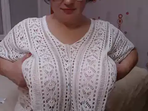 Snapshot of Nora_Star chatting on 02-13-25, 10:00 Nora Star online show from 02-13-25, 10:00