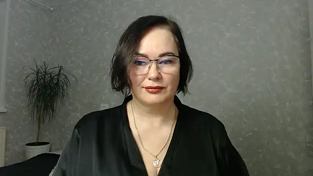 Snapshot of Nora_Star chatting on 09-10-25, 08:42 Nora Star online show from 09-10-25, 08:42