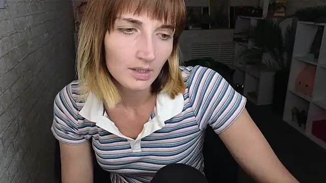 Snapshot of Nika_Kitten chatting on 06-09-26, 07:09 Nika Kitten online show from 06-09-26, 07:09