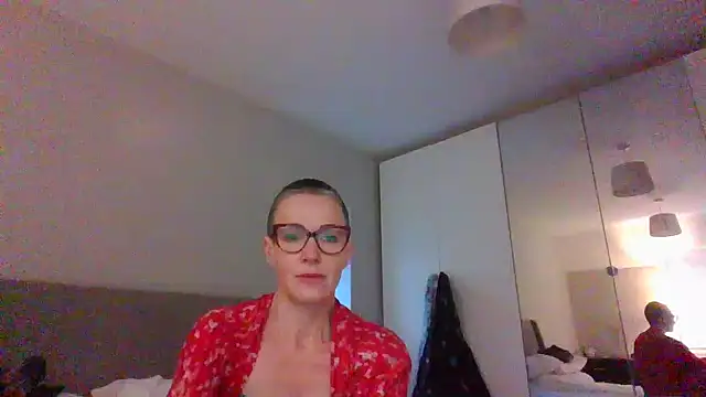 ELEGANT-ARIA36 online show from 01-09-25, 08:34