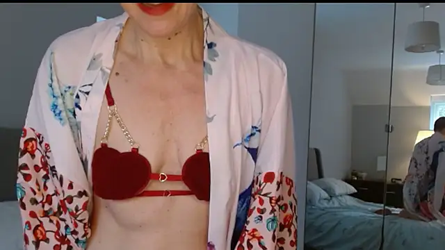 ELEGANT-ARIA36 online show from 02-14-25, 09:34