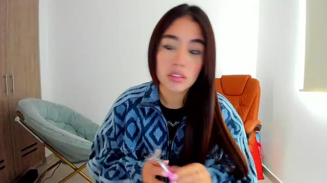 AriaMontgomery online show from 03-06-25, 12:09