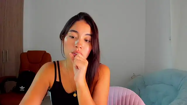 AriaMontgomery online show from 03-11-25, 08:41