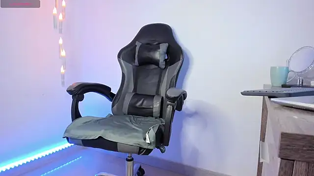 stephennolan1 online show from 12-05-25, 02:42