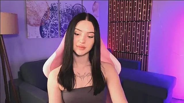 Snapshot of StellaryShy chatting on 01-15-25, 03:29 StellaryShy online show from 01-15-25, 03:29