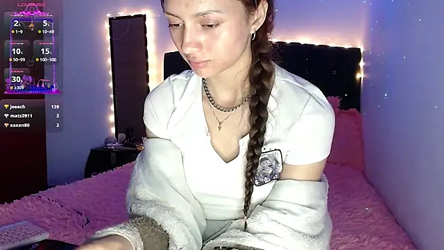 holy juli online show from 03-15-25, 09:52