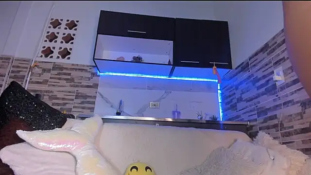 Anastasia2023 online show from 01-04-25, 05:58