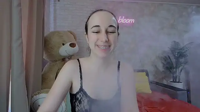 Snapshot of Anika_bloom chatting on 03-17-25, 07:35 Anika bloom online show from 03-17-25, 07:35