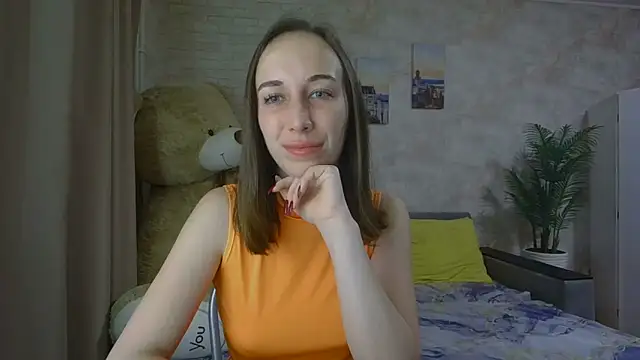 Snapshot of Anika_bloom chatting on 09-26-25, 02:37 Anika bloom online show from 09-26-25, 02:37