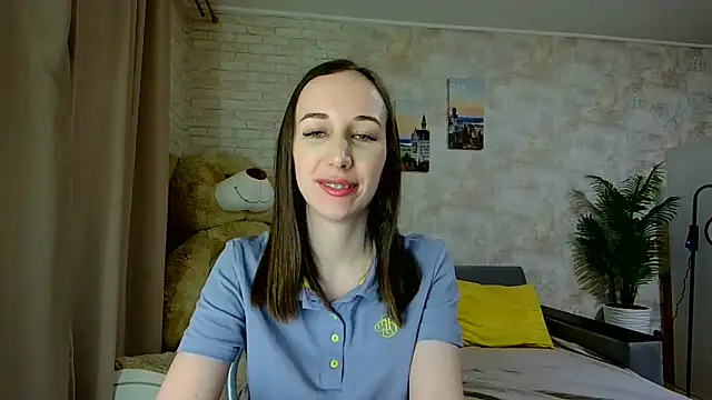 Snapshot of Anika_bloom chatting on 12-22-25, 11:02 Anika bloom online show from 12-22-25, 11:02