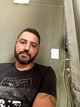 P4uzud4O online show from 04-11-26, 04:11