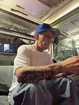 DirkD916 online show from 12-02-25, 06:08