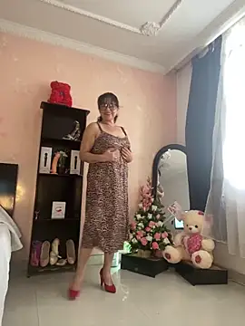 Snapshot of Sharongirl07 chatting on 02-08-25, 01:33 Sharongirl07 online show from 02-08-25, 01:33