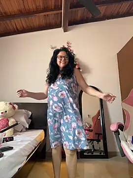 Snapshot of Sharongirl07 chatting on 09-09-25, 02:38 Sharongirl07 online show from 09-09-25, 02:38