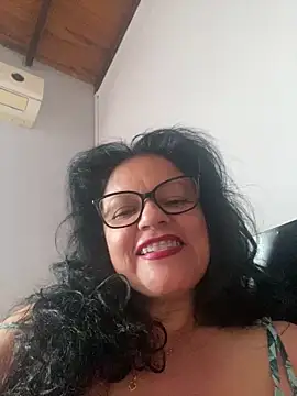 Snapshot of Sharongirl07 chatting on 10-06-25, 12:13 Sharongirl07 online show from 10-06-25, 12:13