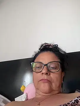 Snapshot of Sharongirl07 chatting on 10-11-25, 11:47 Sharongirl07 online show from 10-11-25, 11:47