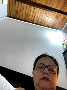 Snapshot of Sharongirl07 chatting on 10-17-25, 12:36 Sharongirl07 online show from 10-17-25, 12:36