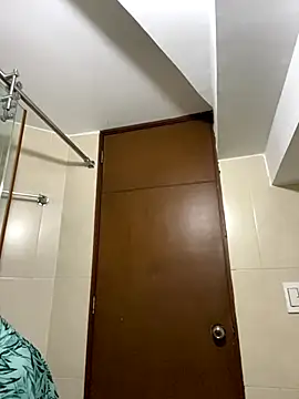 Snapshot of Sharongirl07 chatting on 10-29-25, 12:51 Sharongirl07 online show from 10-29-25, 12:51