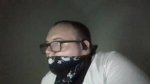 Snapshot of jacklack221 chatting on 09-11-25, 02:44 jacklack221 online show from 09-11-25, 02:44