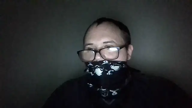 Snapshot of jacklack221 chatting on 10-20-25, 03:18 jacklack221 online show from 10-20-25, 03:18