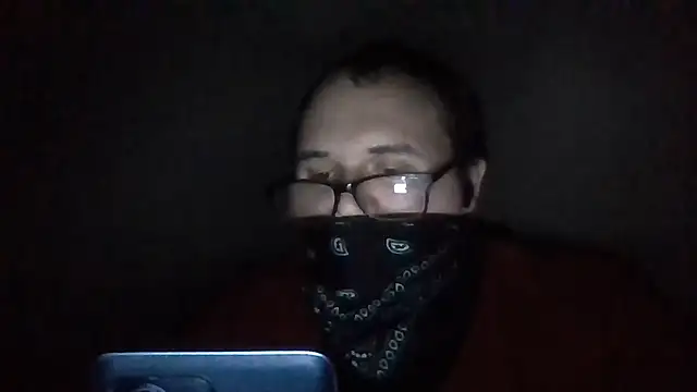 Snapshot of jacklack221 chatting on 11-24-25, 04:56 jacklack221 online show from 11-24-25, 04:56