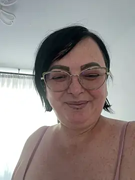 Amandamuller1982 online show from 12-22-24, 01:11