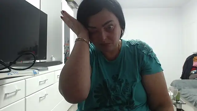 Amandamuller1982 online show from 10-13-25, 08:09