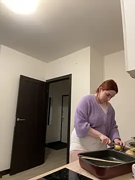 Snapshot of CookyDaisy chatting on 12-12-24, 02:55 CookyDaisy online show from 12-12-24, 02:55