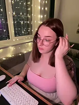 Snapshot of CookyDaisy chatting on 01-12-25, 03:49 CookyDaisy online show from 01-12-25, 03:49