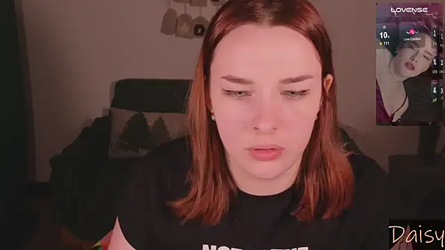 Snapshot of CookyDaisy chatting on 01-28-25, 11:07 CookyDaisy online show from 01-28-25, 11:07