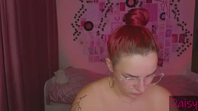 Snapshot of CookyDaisy chatting on 09-20-25, 12:00 CookyDaisy online show from 09-20-25, 12:00