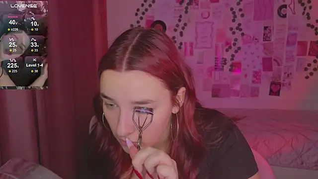 Snapshot of CookyDaisy chatting on 10-08-25, 03:20 CookyDaisy online show from 10-08-25, 03:20