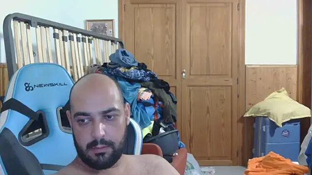 Snapshot of chicomallorca96 chatting on 07-13-26, 02:53 chicomallorca96 online show from 07-13-26, 02:53