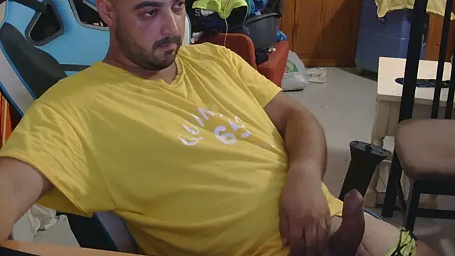 Snapshot of chicomallorca96 chatting on 07-21-26, 05:48 chicomallorca96 online show from 07-21-26, 05:48